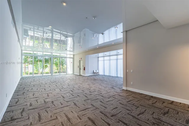 $4,275,000 | 10540 Northwest 67th Terrace, Doral, FL 33178