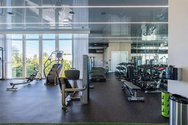 $4,275,000 | 10540 Northwest 67th Terrace, Doral, FL 33178