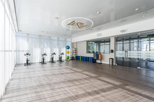 $4,275,000 | 10540 Northwest 67th Terrace, Doral, FL 33178