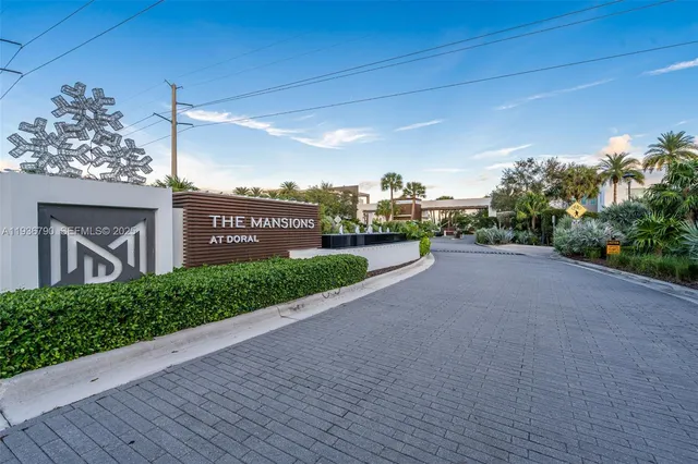 $4,275,000 | 10540 Northwest 67th Terrace, Doral, FL 33178