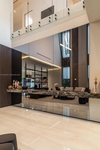 $4,275,000 | 10540 Northwest 67th Terrace, Doral, FL 33178