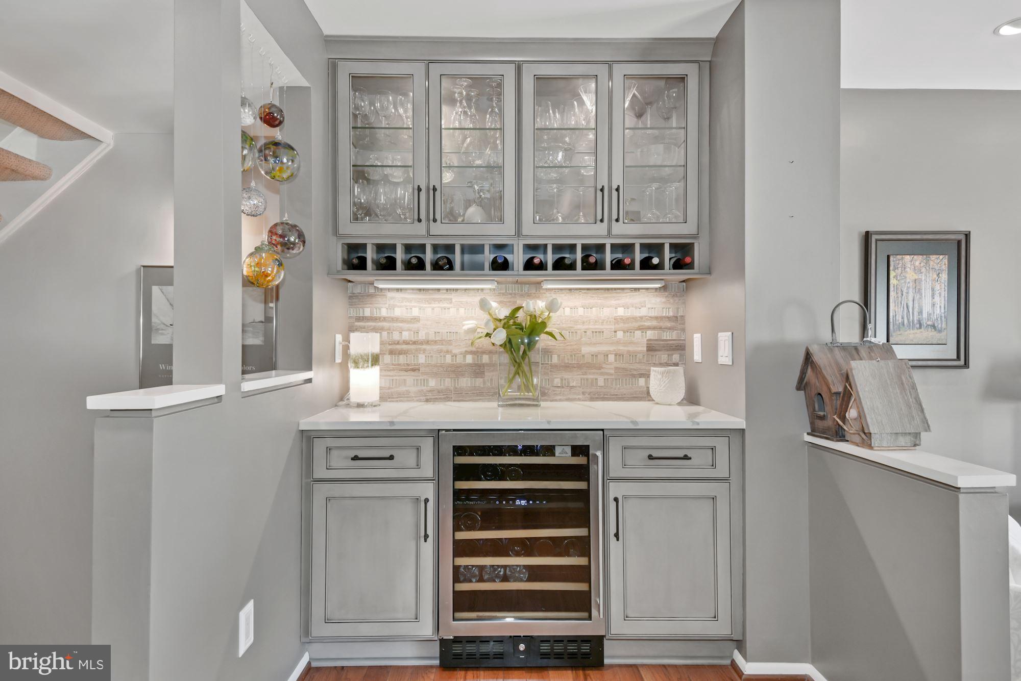 1937 Lakeport Way Reston, VA 20191 - Photo 10 of 37