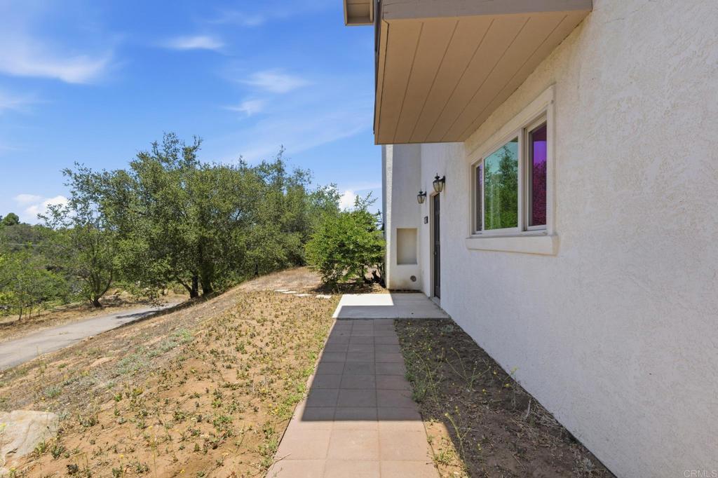 15863 Mussey Grade Road Ramona, CA 92065 - Photo 6 of 58