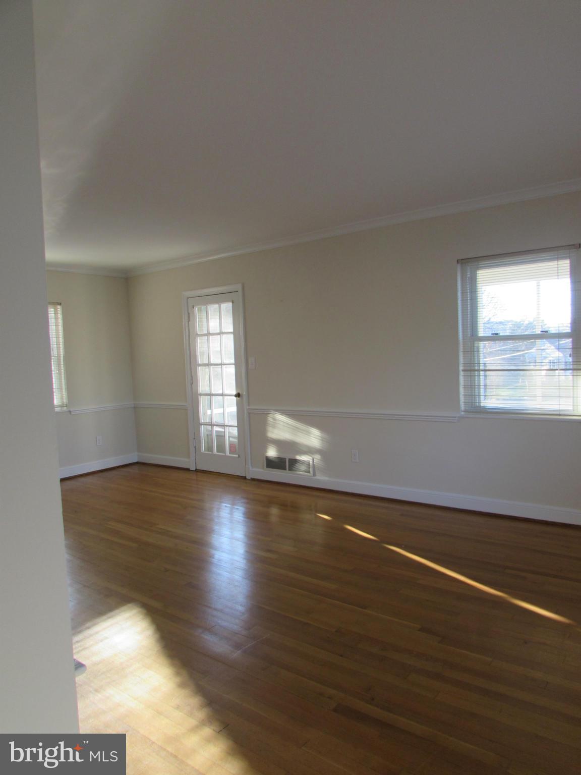 2026 Scroggins Road Alexandria, VA 22302 - Photo 3 of 17 Living Room