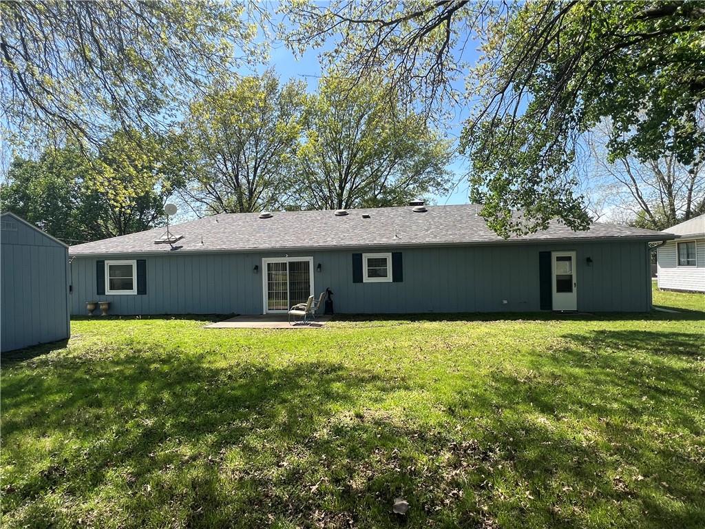 219 McAtee Road Iola, KS 66749 - Photo 3 of 19