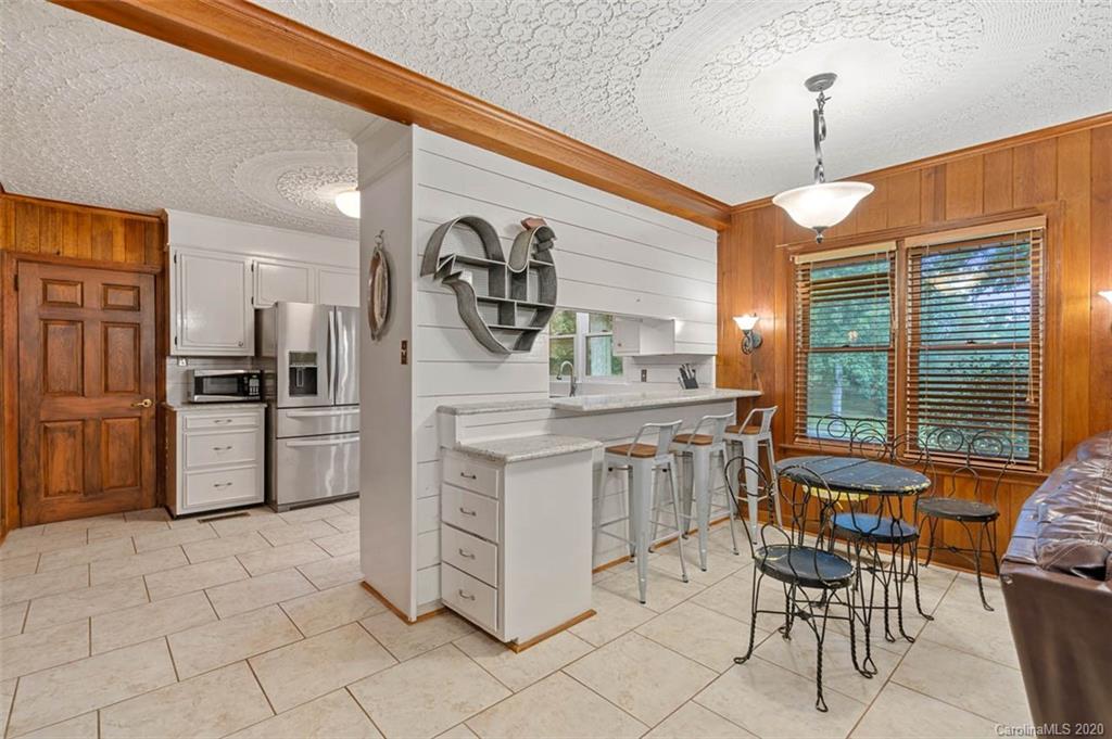 1052 Curve View Road Lincolnton, NC 28092 - Photo 13 of 34 Gallery Image 13