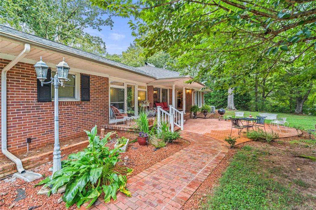 1052 Curve View Road Lincolnton, NC 28092 - Photo 23 of 34 Gallery Image 23