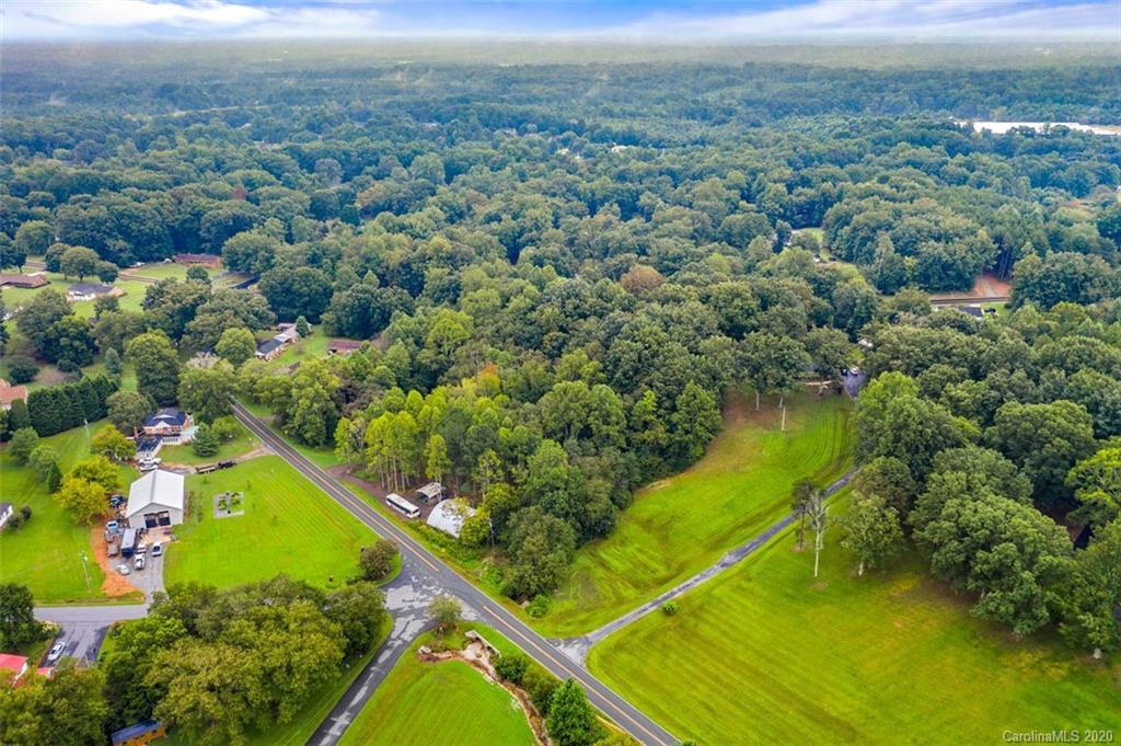 1052 Curve View Road Lincolnton, NC 28092 - Photo 27 of 34 Gallery Image 27