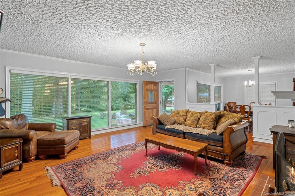 1052 Curve View Road Lincolnton, NC 28092 - Photo 8 of 34 Gallery Image 8