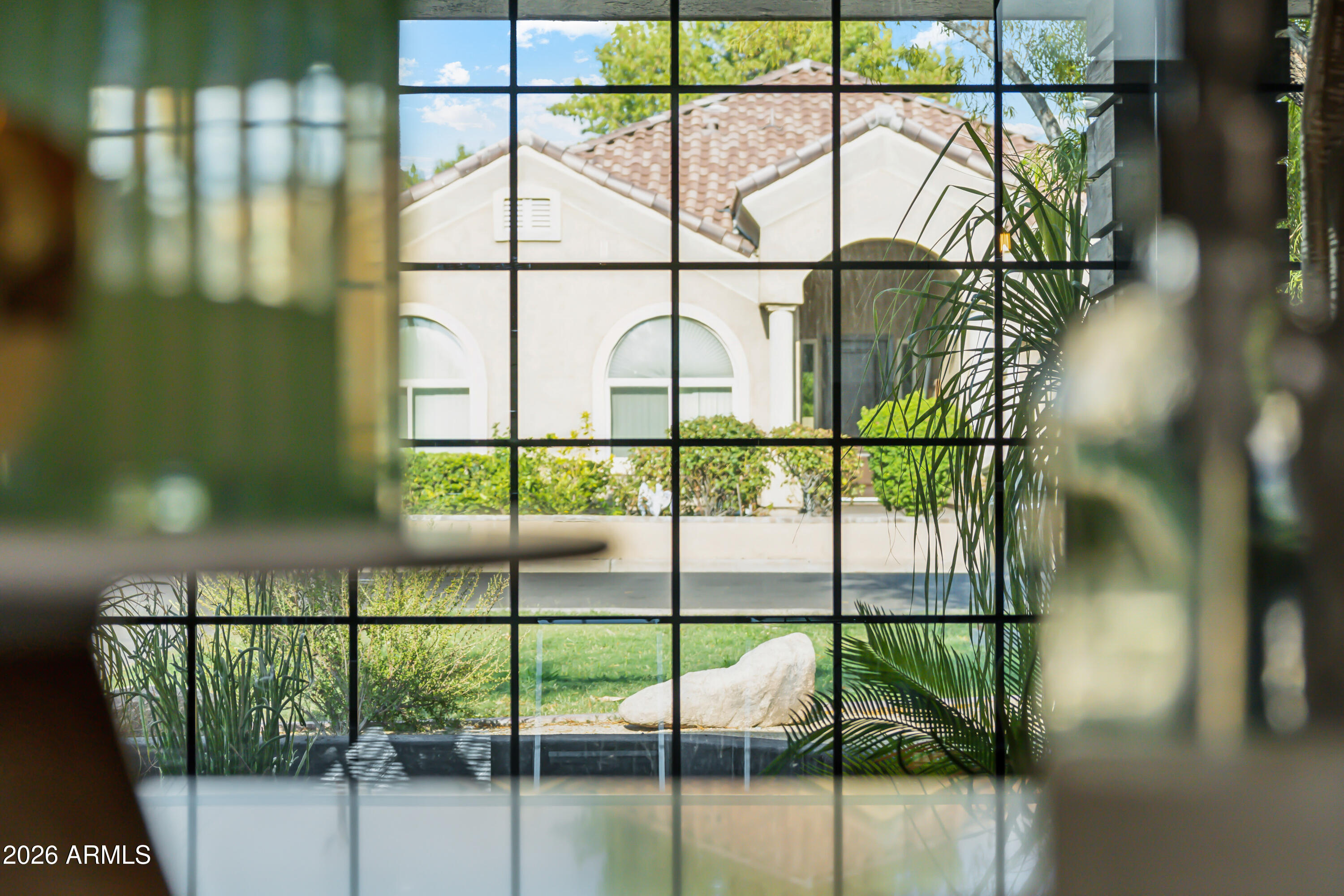 6750 North 13th Street Phoenix, AZ 85014 - Photo 11 of 27 Picture Window