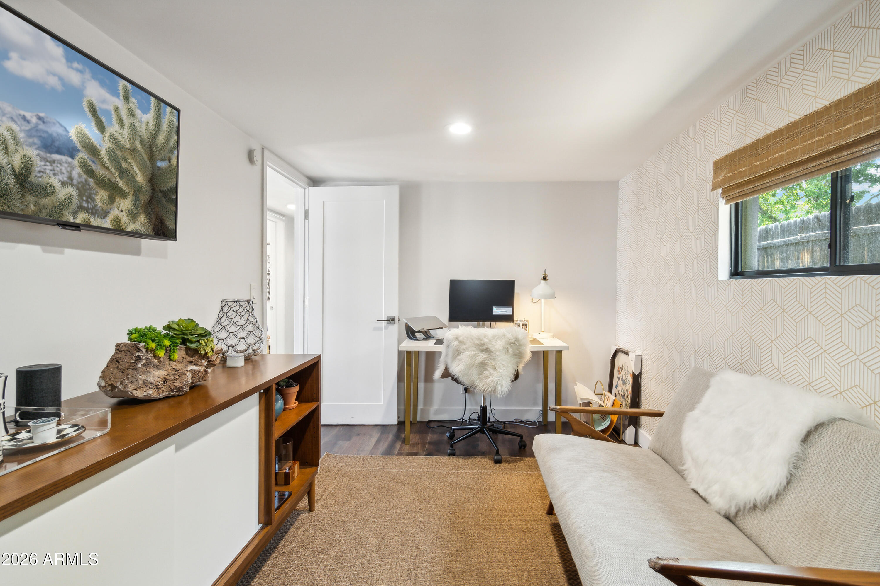 6750 North 13th Street Phoenix, AZ 85014 - Photo 20 of 27 Bedroom or office