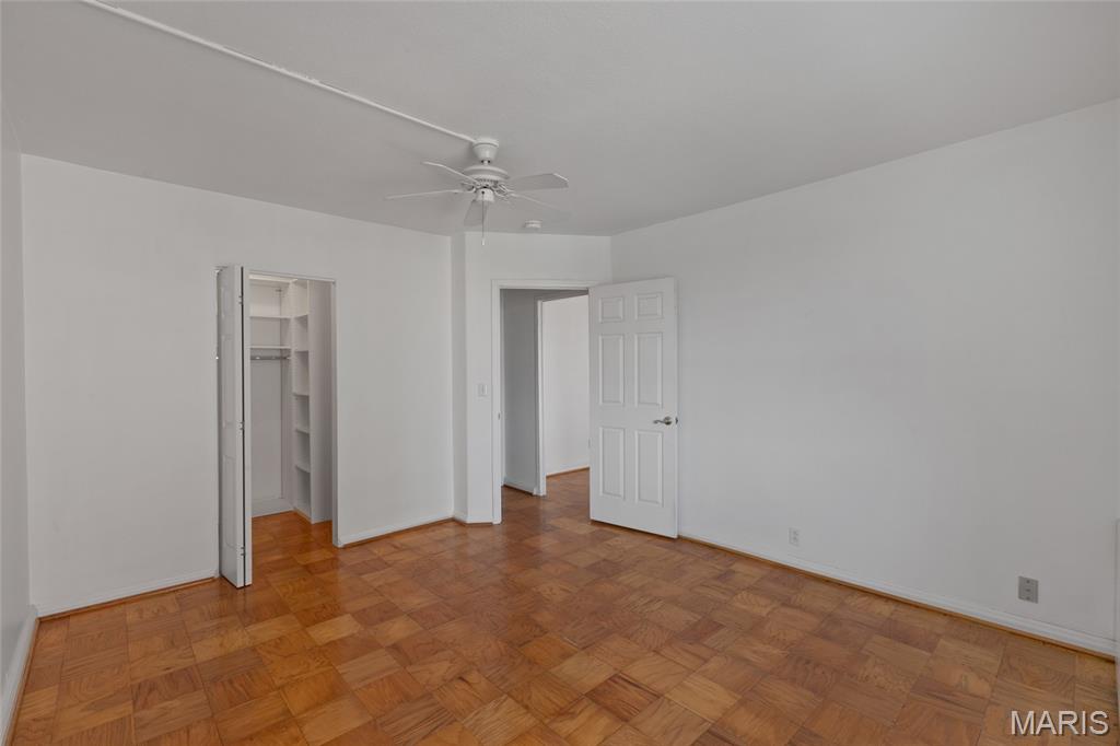 900 South Hanley Road, Unit 11B Clayton, MO 63105 - Photo 14 of 31