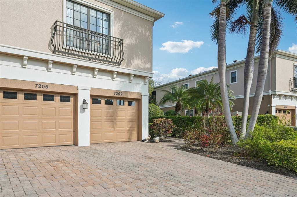 7202 Hamilton Road, Unit 7202 Bradenton, FL 34209 - Photo 2 of 39