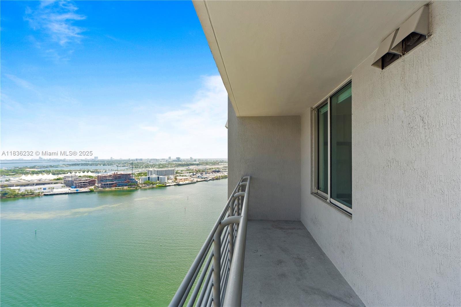 335 South Biscayne Boulevard, Unit 3410 Miami, FL 33131 - Photo 9 of 51 a view of balcony with city and ocean view