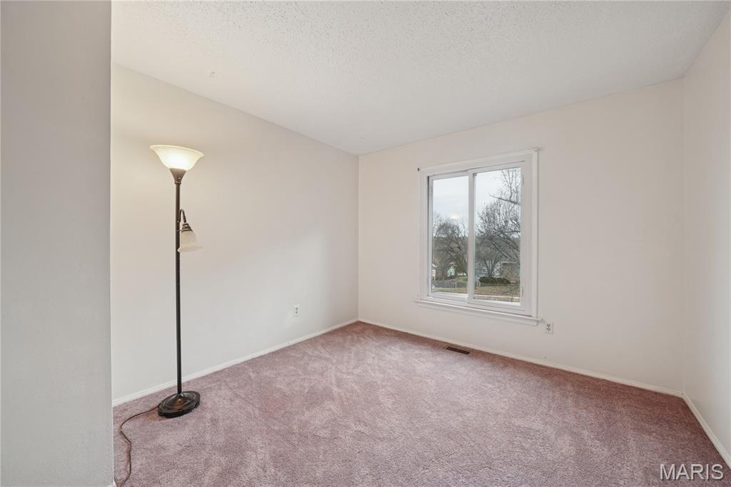 1261 Mautenne Drive Manchester, MO 63021 - Photo 11 of 21