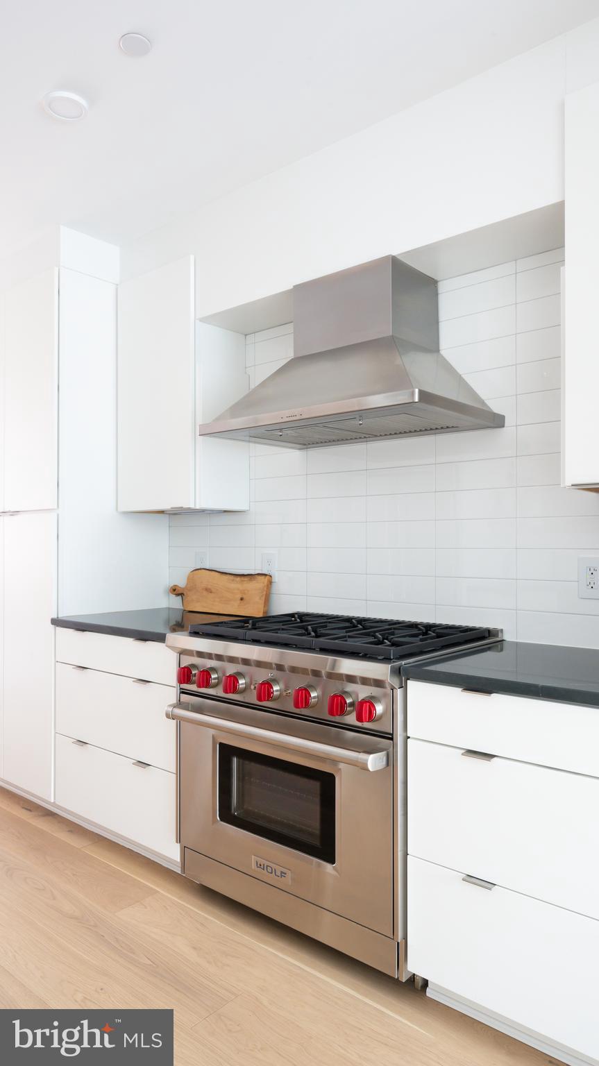 642 L Street Northeast, Unit 1 Washington, DC 20002 - Photo 9 of 35