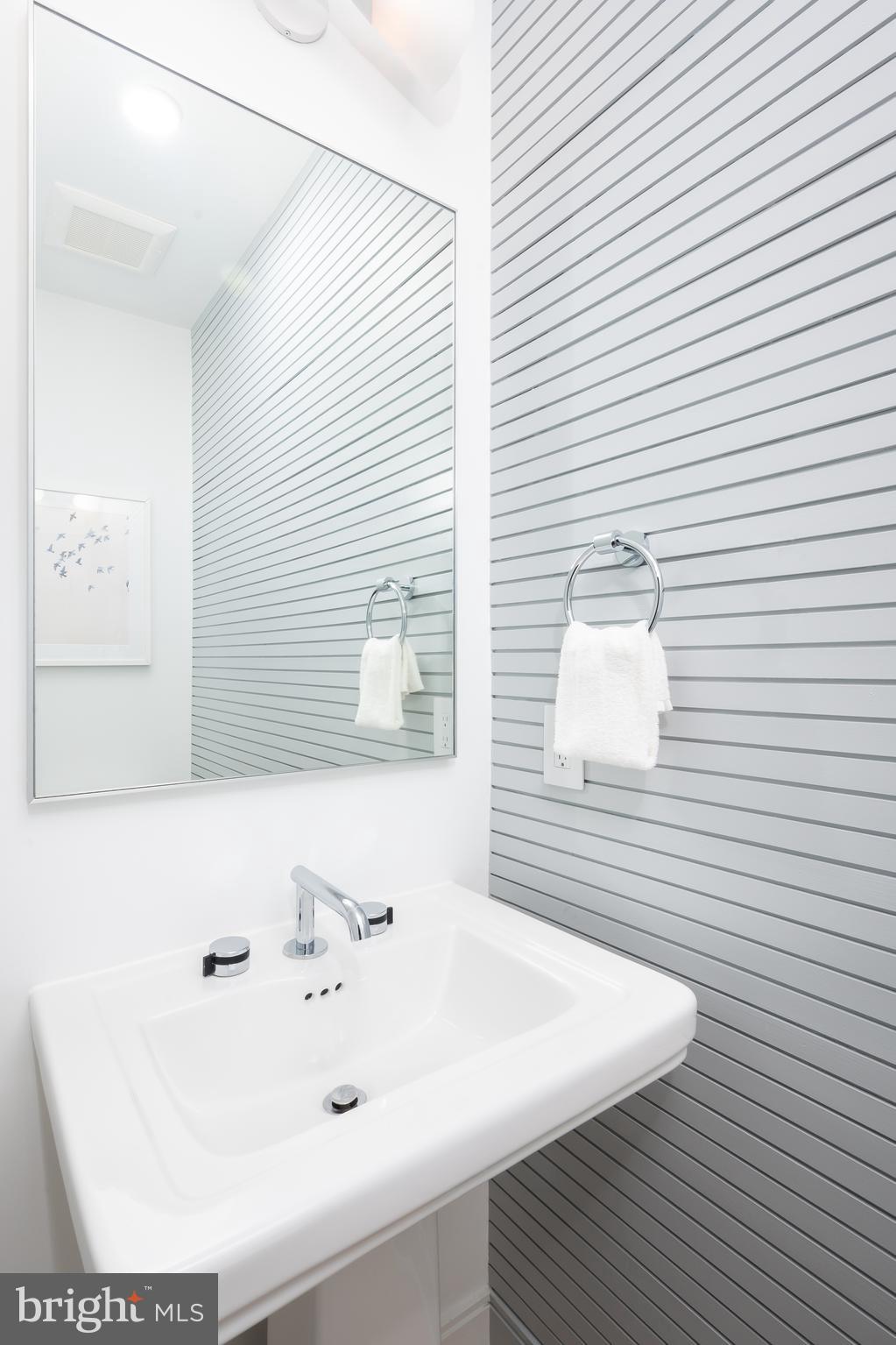 642 L Street Northeast, Unit 1 Washington, DC 20002 - Photo 10 of 35