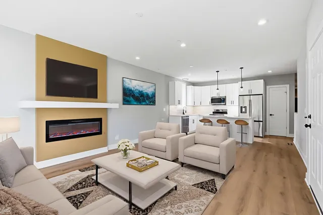 $1,875,000 | 2718 Budd Street, River Grove, IL 60171