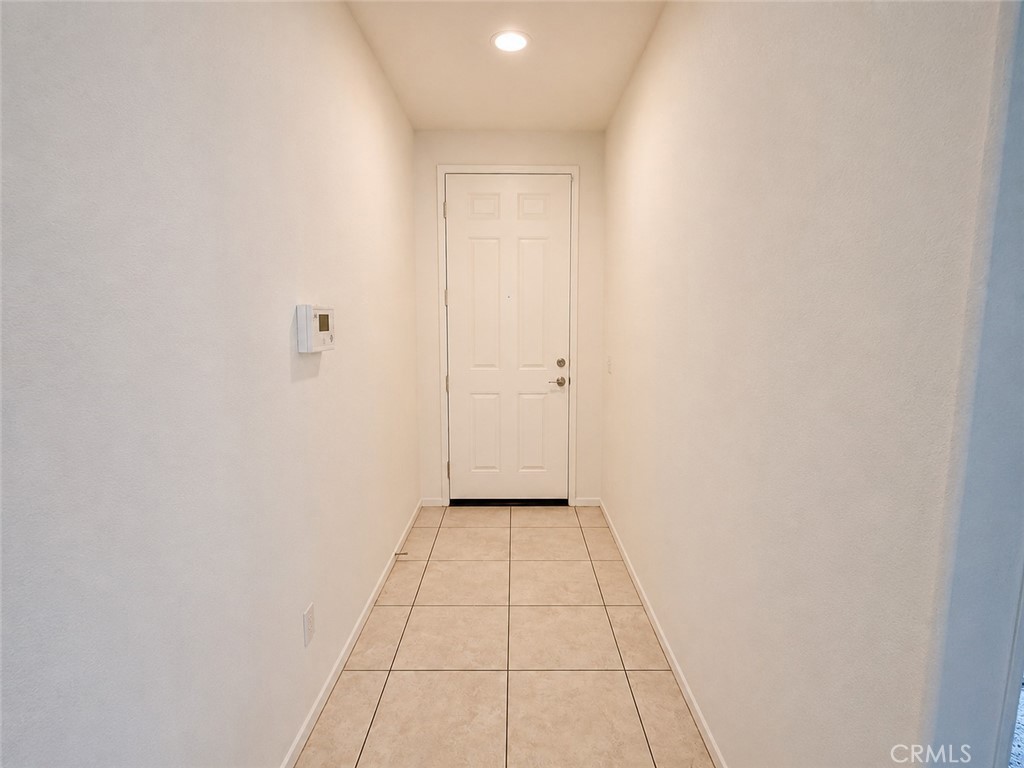 34304 Heather Ridge Road Lake Elsinore, CA 92532 - Photo 4 of 25