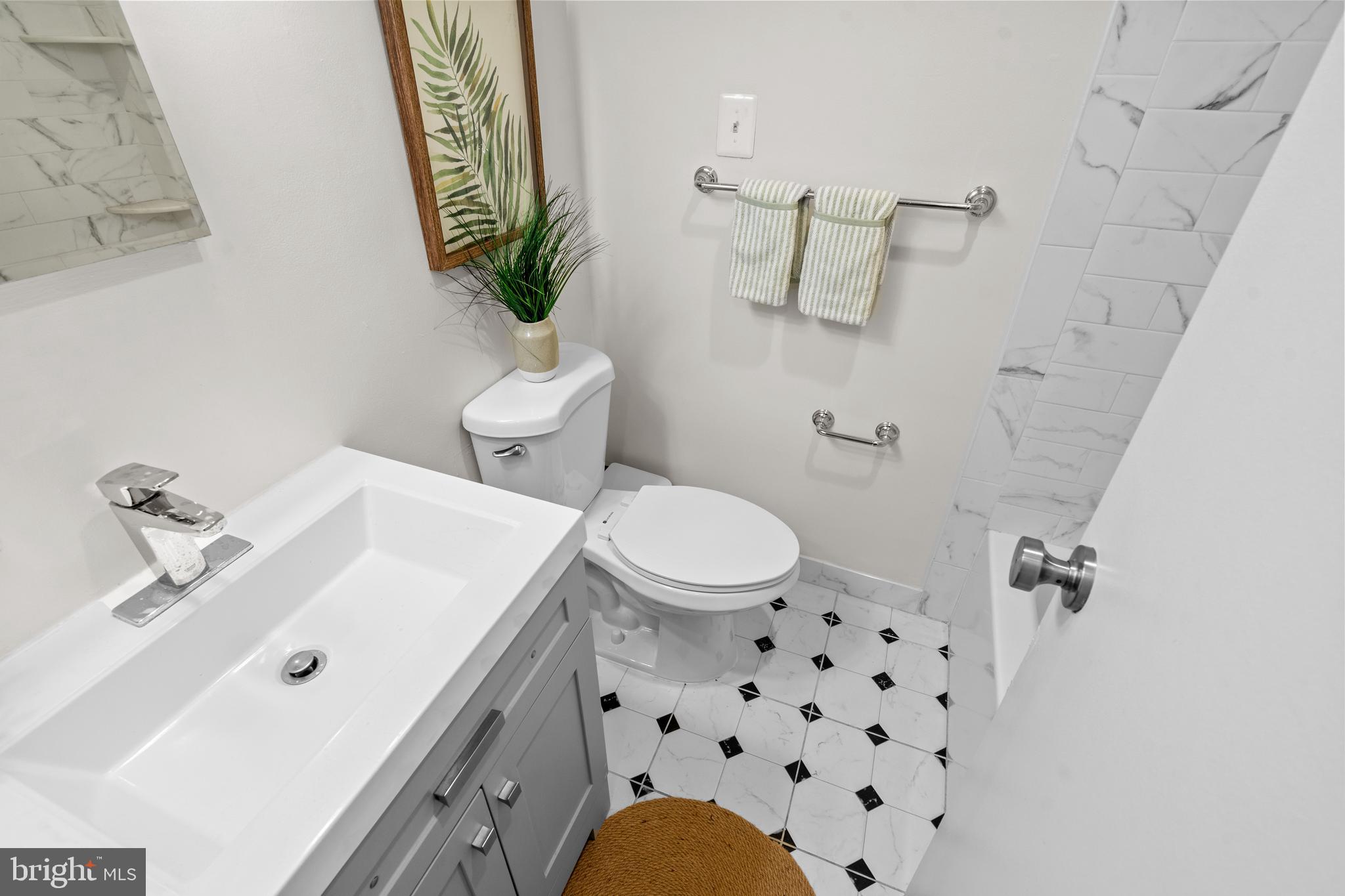 1601 18th Street Northwest, Unit 413 Washington, DC 20009 - Photo 4 of 22
