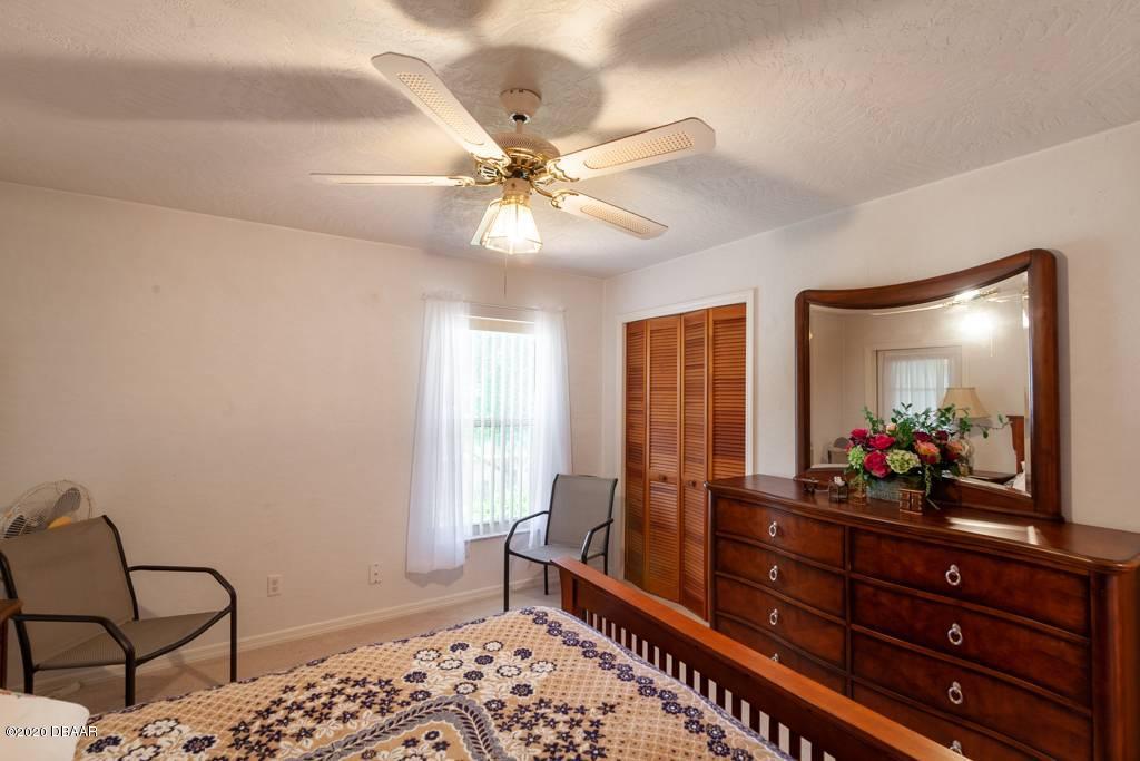 137 Hibiscus Road Edgewater, FL 32141 - Photo 23 of 38 Guest Bedroom Center