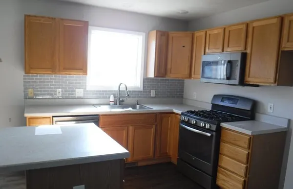 $262,250 | 1038 Allen Court, Plainwell, MI 49080