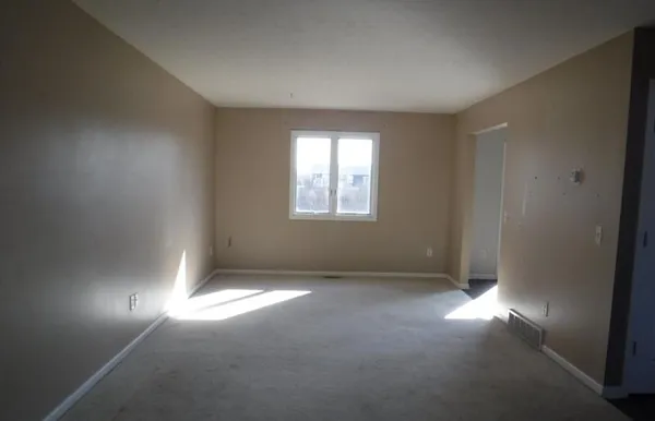 $262,250 | 1038 Allen Court, Plainwell, MI 49080