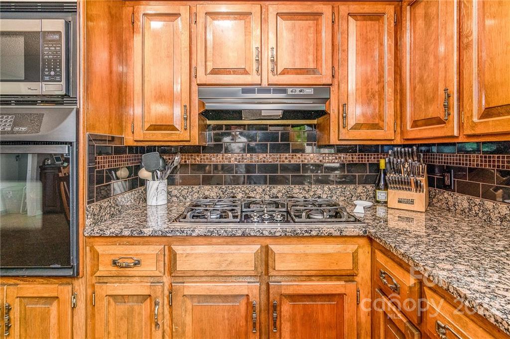 317 Gilbert Road Statesville, NC 28677 - Photo 20 of 48 Gallery Image 20