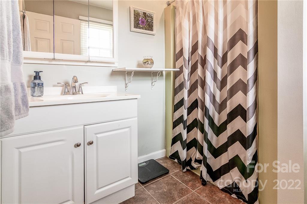 317 Gilbert Road Statesville, NC 28677 - Photo 27 of 48 Gallery Image 27