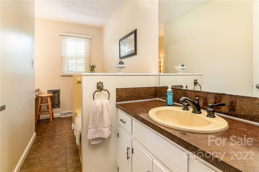 317 Gilbert Road Statesville, NC 28677 - Photo 30 of 48 Gallery Image 30