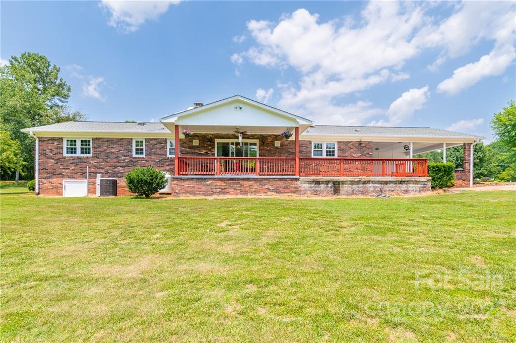 317 Gilbert Road Statesville, NC 28677 - Photo 38 of 48 Gallery Image 38
