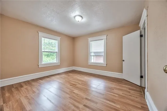 $180,000 | 2112 East 36th Street, Kansas City, MO 64109