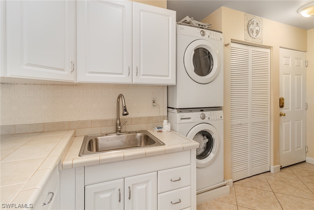 274 George Road Southeast Port Charlotte, FL 33952 - Photo 12 of 35 Gallery Image 12