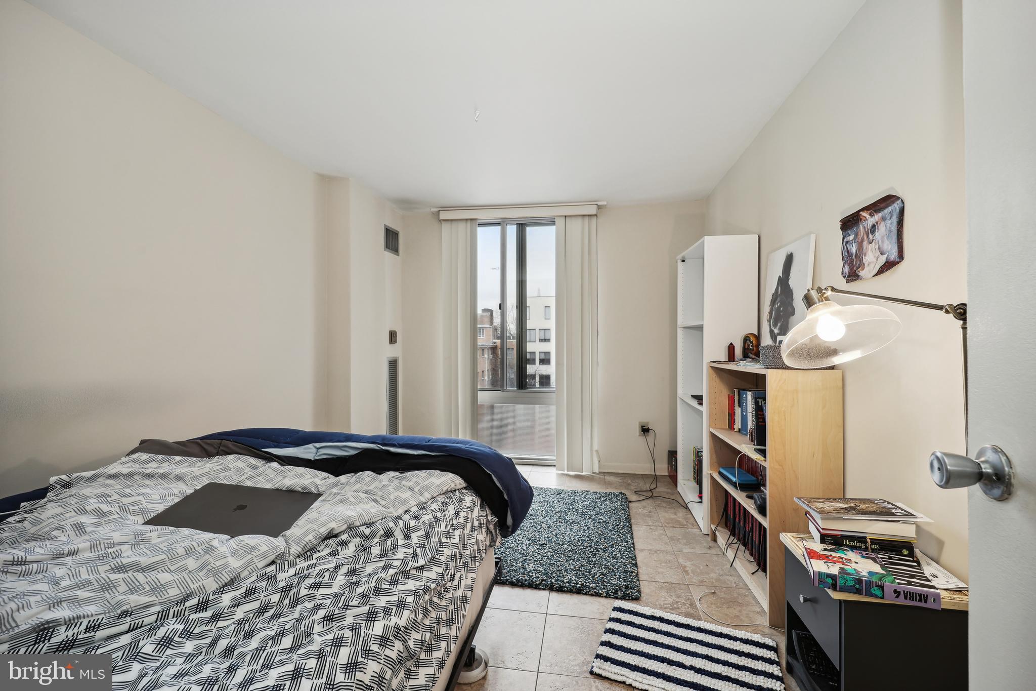 950 25th Street Northwest, Unit 421N Washington, DC 20037 - Photo 19 of 37