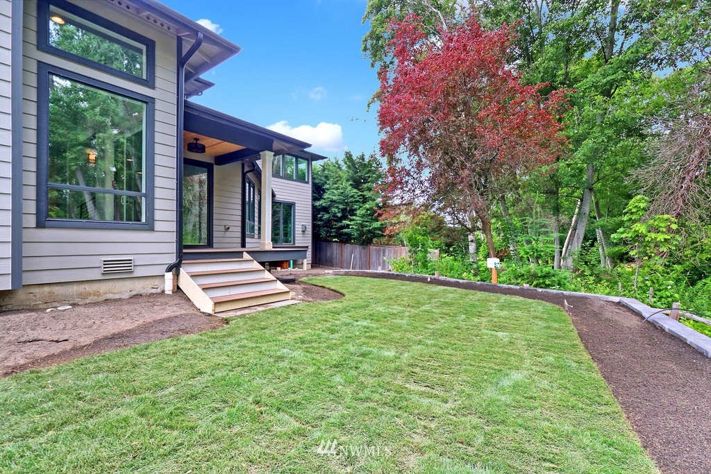 305 Caspers Street Edmonds, WA 98020 - Photo 14 of 16 Gallery Image 14
