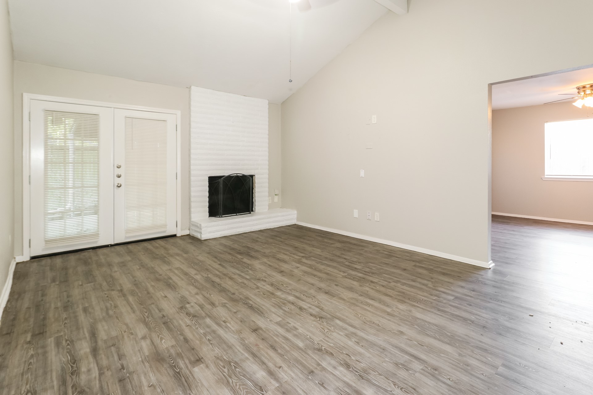 4439 Algernon Drive Spring, TX 77373 - Photo 3 of 15