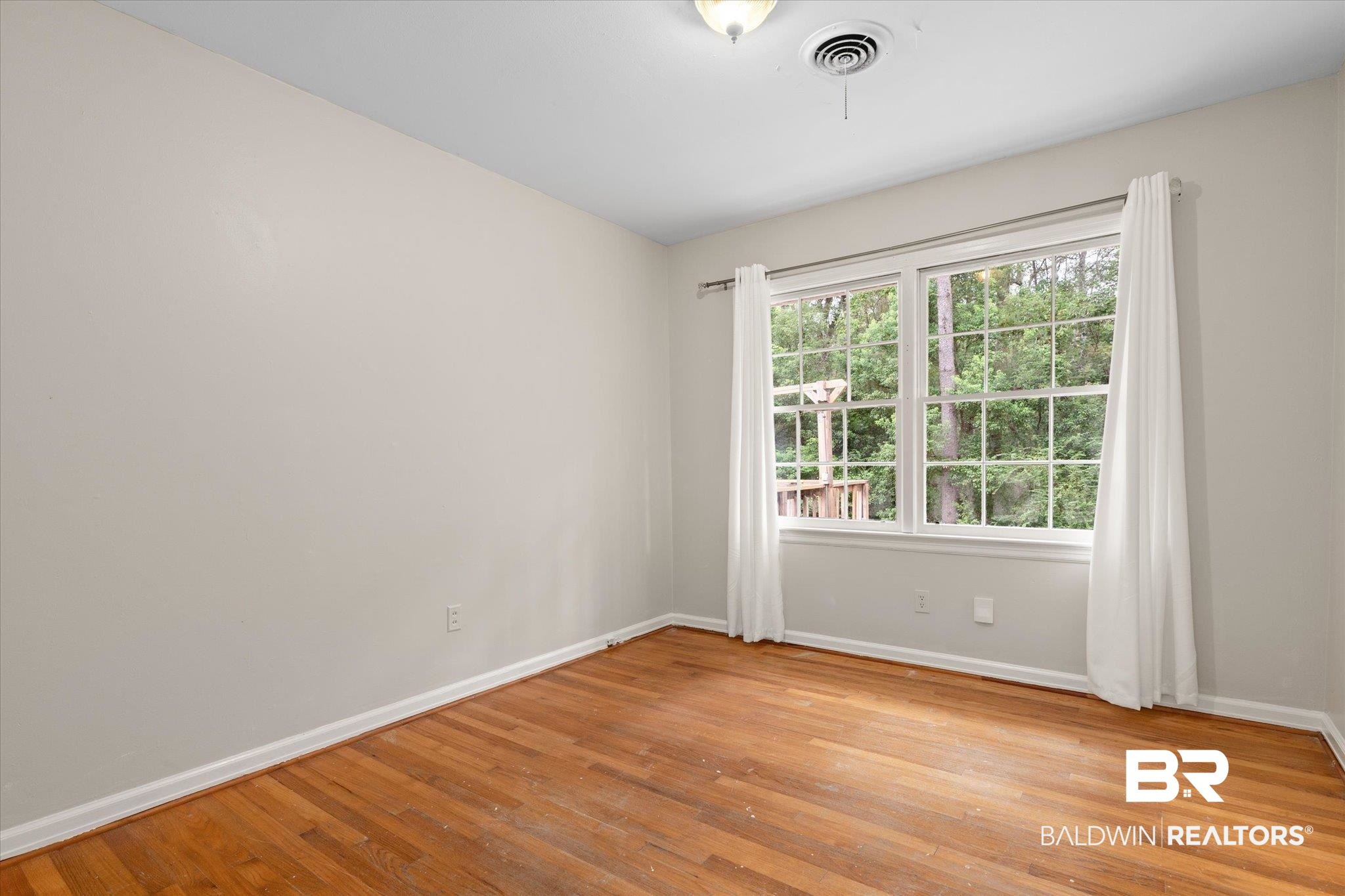 526 West Valley Road Mobile, AL 36611 - Photo 13 of 20