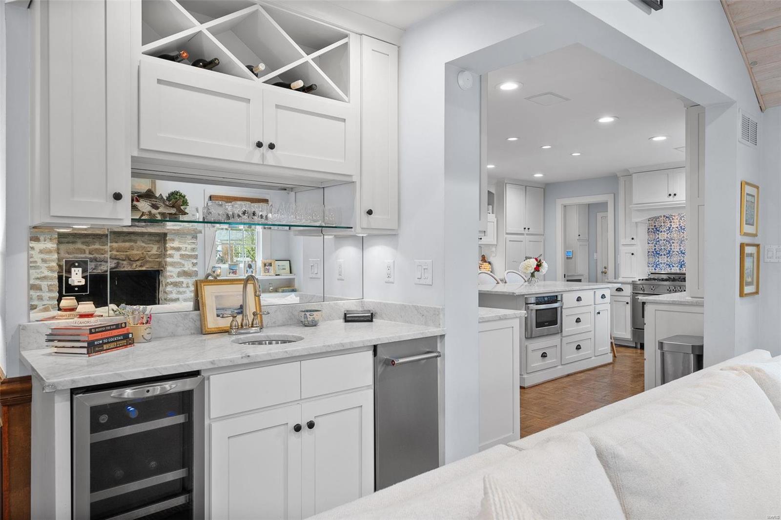 12764 Conway Road St. Louis, MO 63141 - Photo 11 of 54 Gallery Image 11