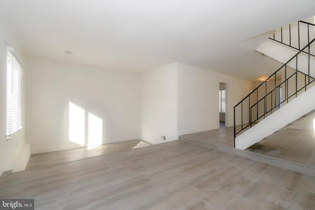 $371,900 | 7516 Purdue Court, Manassas, VA 20109