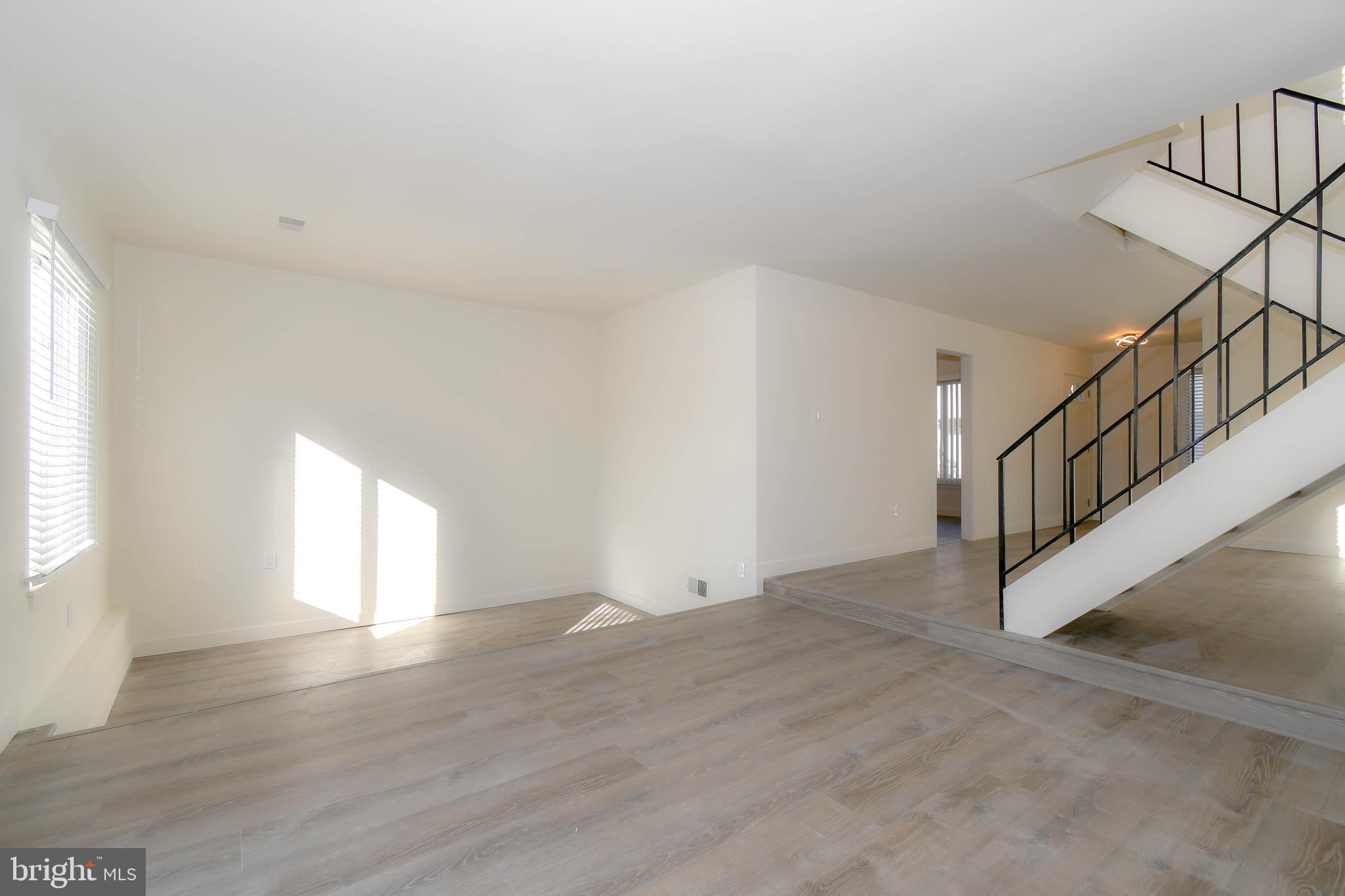 7516 Purdue Court Manassas, VA 20109 - Photo 12 of 36