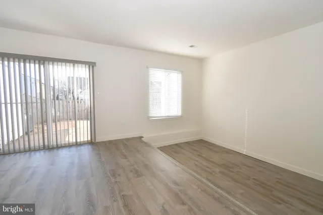 $371,900 | 7516 Purdue Court, Manassas, VA 20109