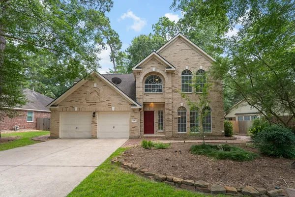 $3,200 | 150 West Bristol Oak Circle, The Woodlands, TX 77382