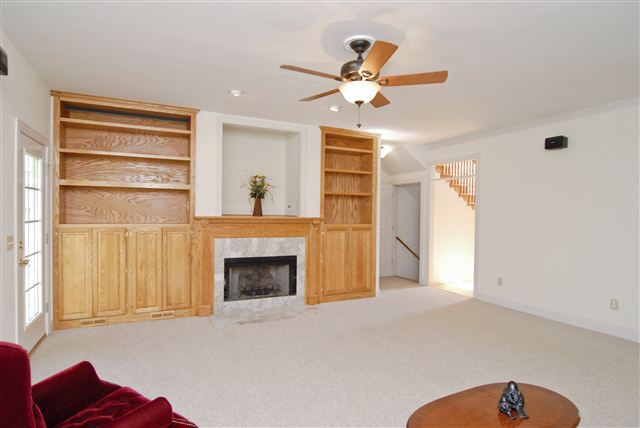 1118 Owens Road Greer, SC 29651 - Photo 4 of 25