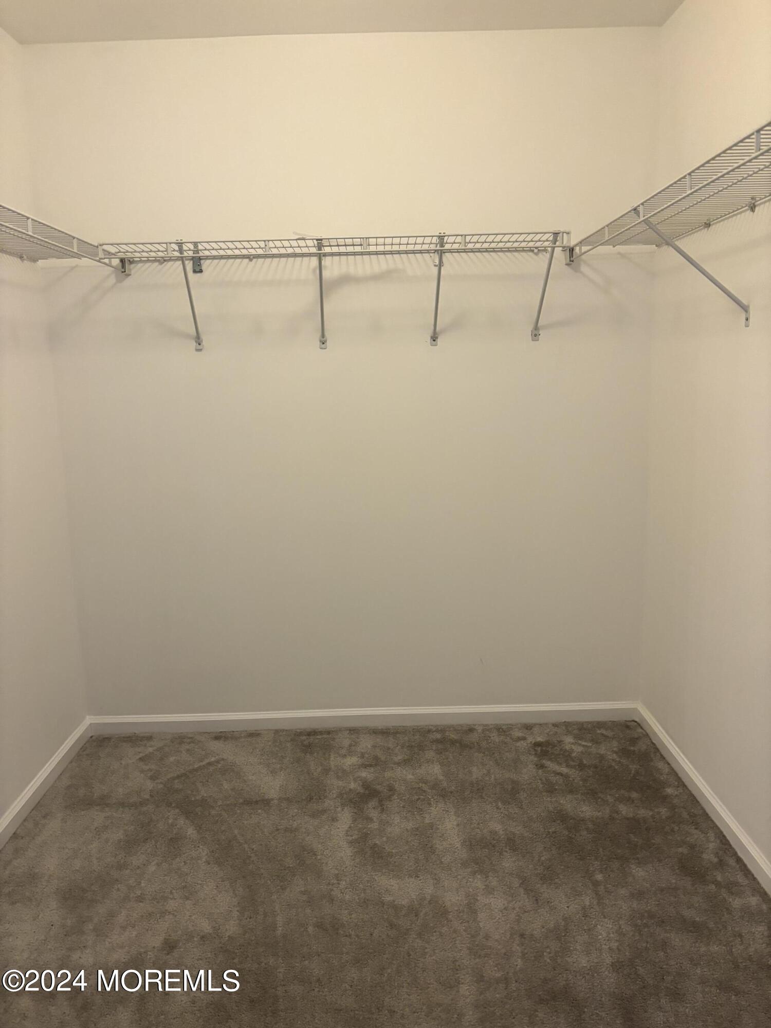 48 Oxford Court Manalapan, NJ 07726 - Photo 13 of 25 IMG_4916