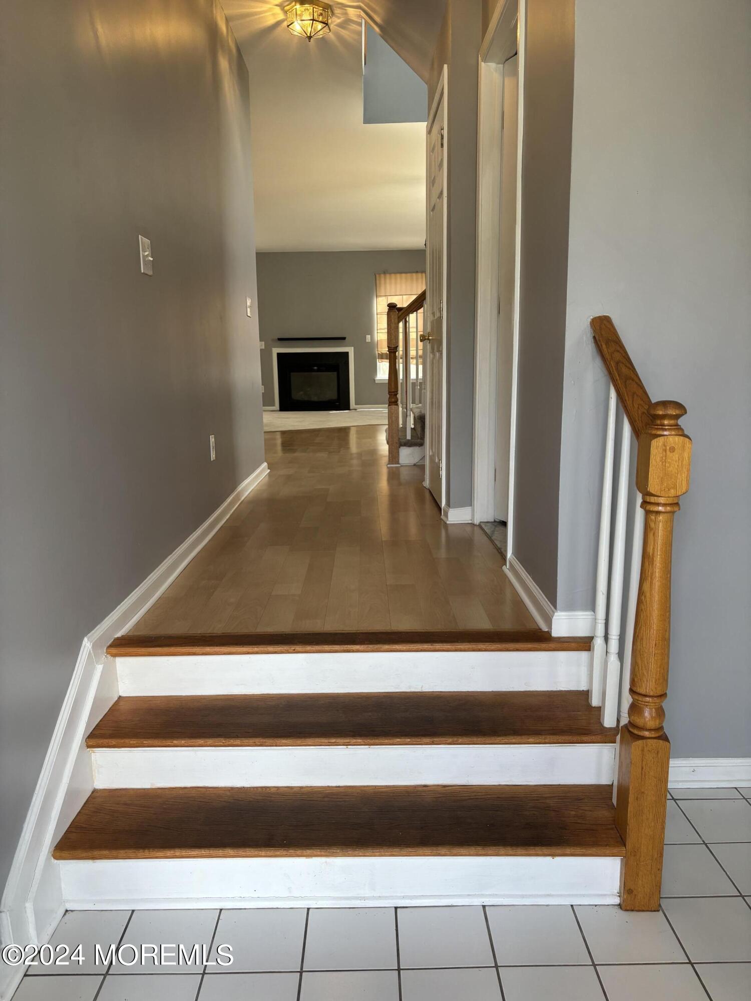 48 Oxford Court Manalapan, NJ 07726 - Photo 10 of 25 IMG_4910