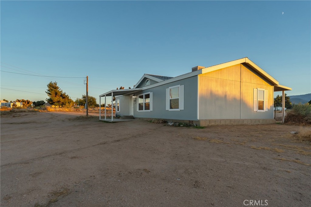 9572 Smith Road Phelan, CA 92371 - Photo 35 of 47 Gallery Image 35