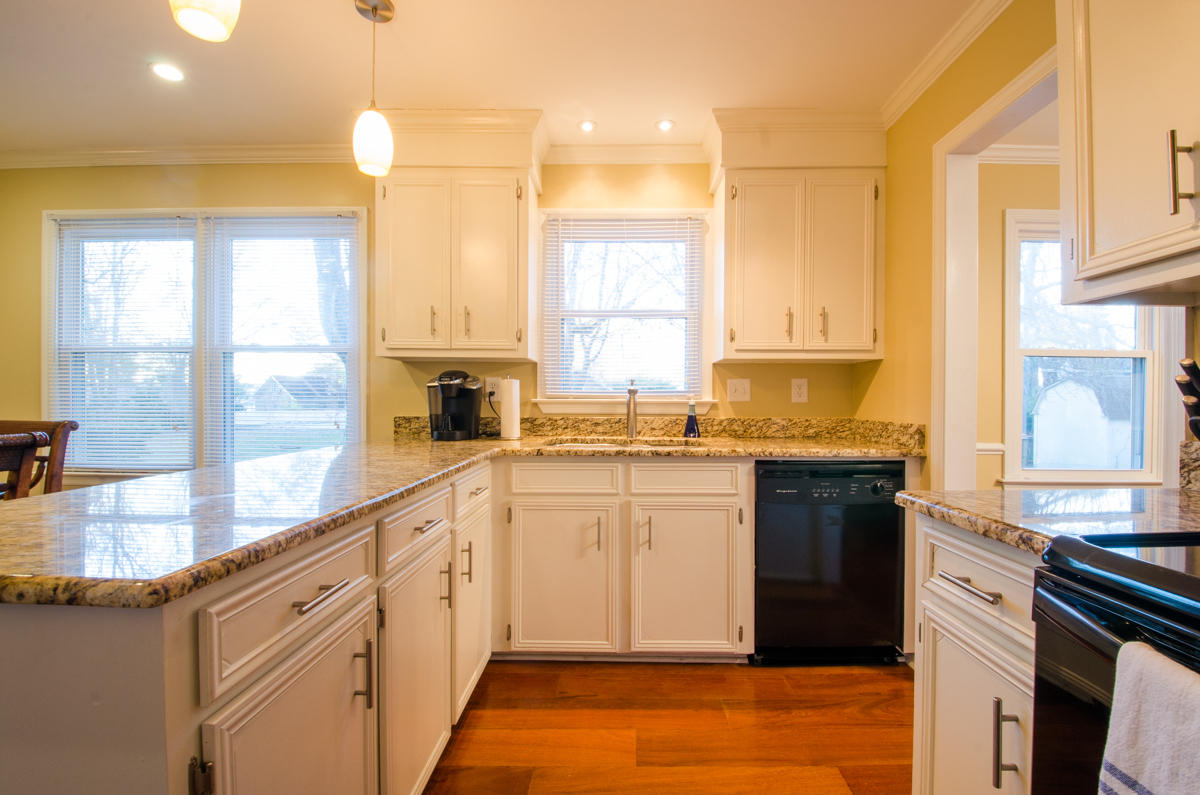 1032 Yeamans Hall Road Hanahan, SC 29410 - Photo 5 of 36 1032YeamansHall-6