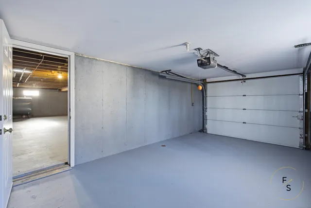 $414,999 | 11 Valerie Drive, Vernon, CT 06066