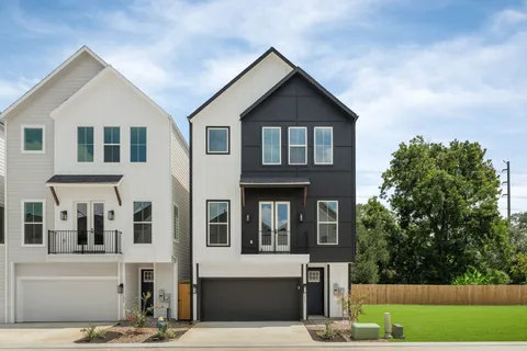 $349,900 | 5832 Highland Sun Lane, Houston, TX 77091