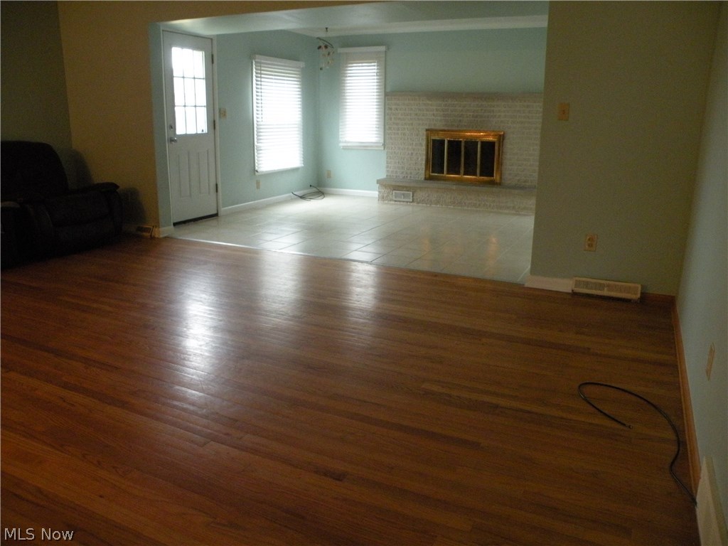 7675 Royal Ridge Drive Parma, OH 44129 - Photo 5 of 19